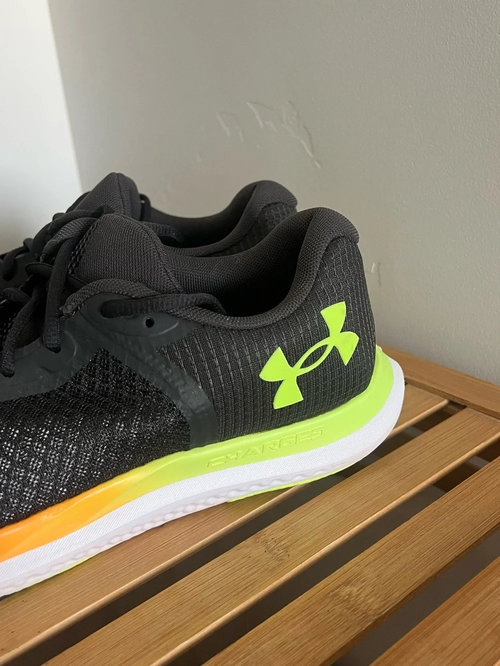 Under Armour UA Charged Breeze running shoes